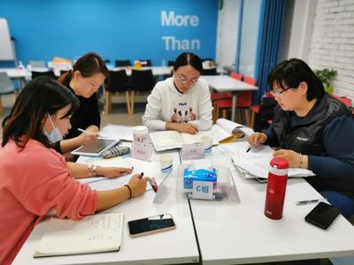 考取家庭教育咨詢師證書 你也可以成為“超級(jí)育兒師”